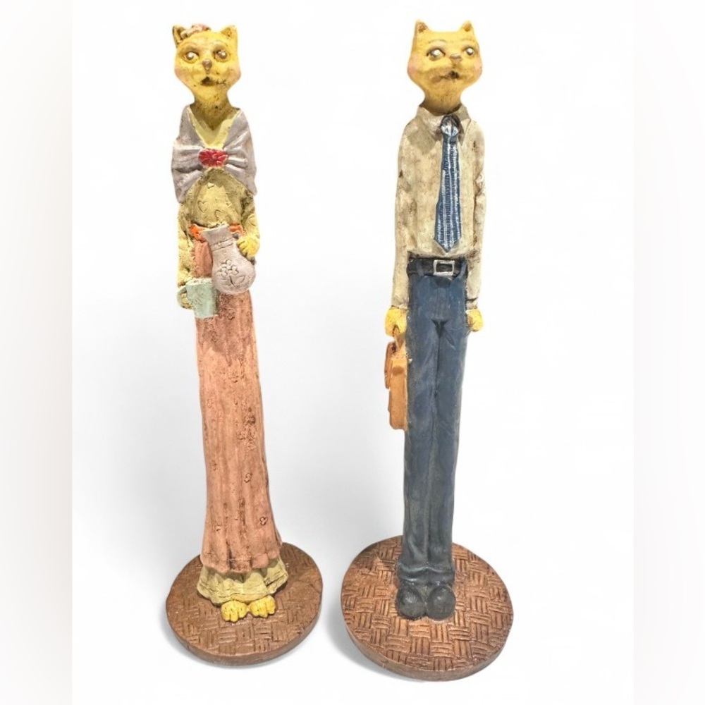 Charming Cat Couple Figurines